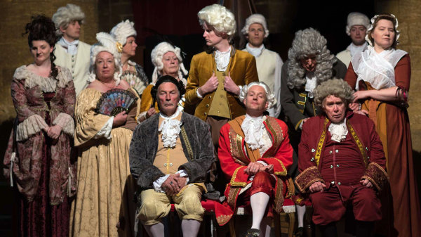 Amadeus (2015)
