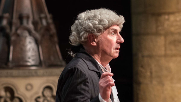 Amadeus (2015)